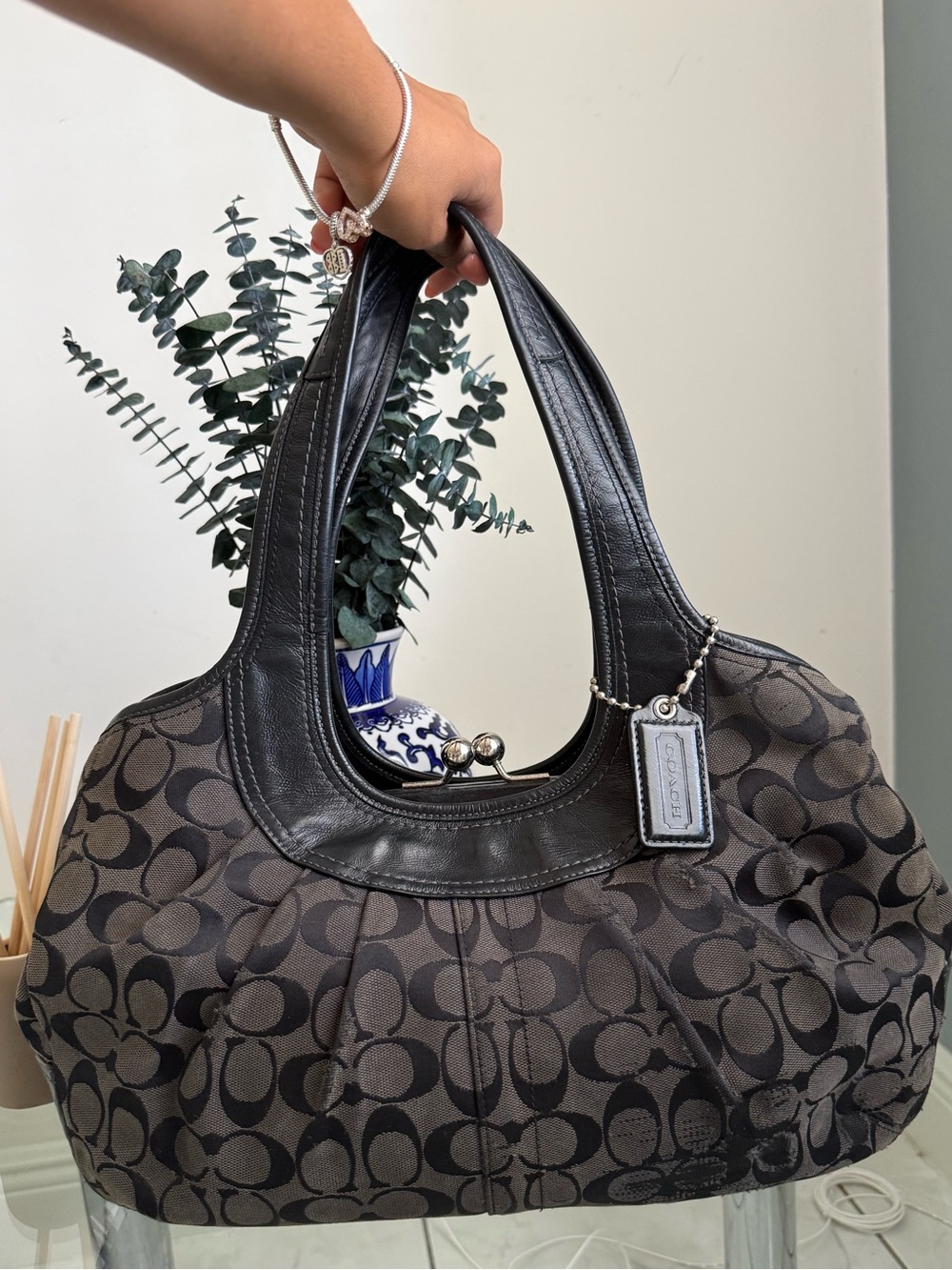 Coach Ergo Y2K Signature Pleated Black
Frame